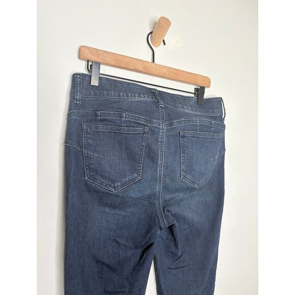 Torrid Bombshell Skinny Jeans Plus Size 10 Premium Stretch Denim - Picture 10 of 12